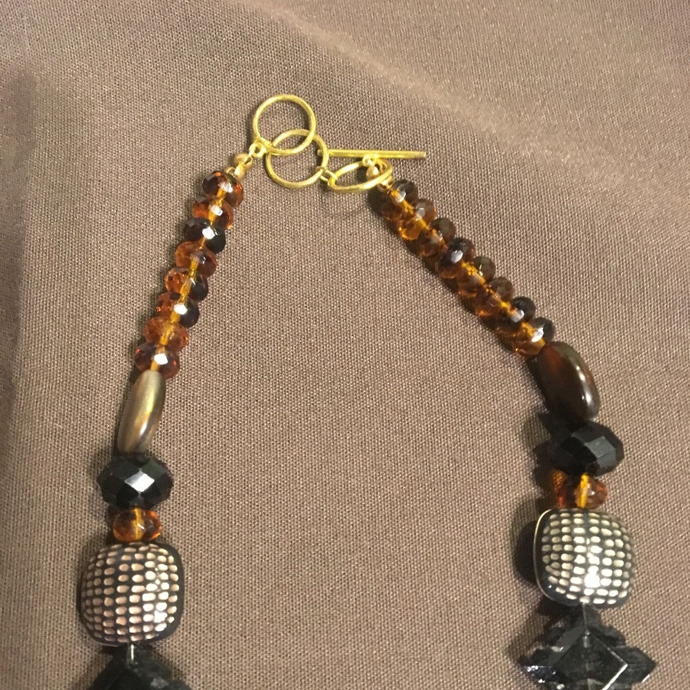 NECKLACE - Picture 3 of 3